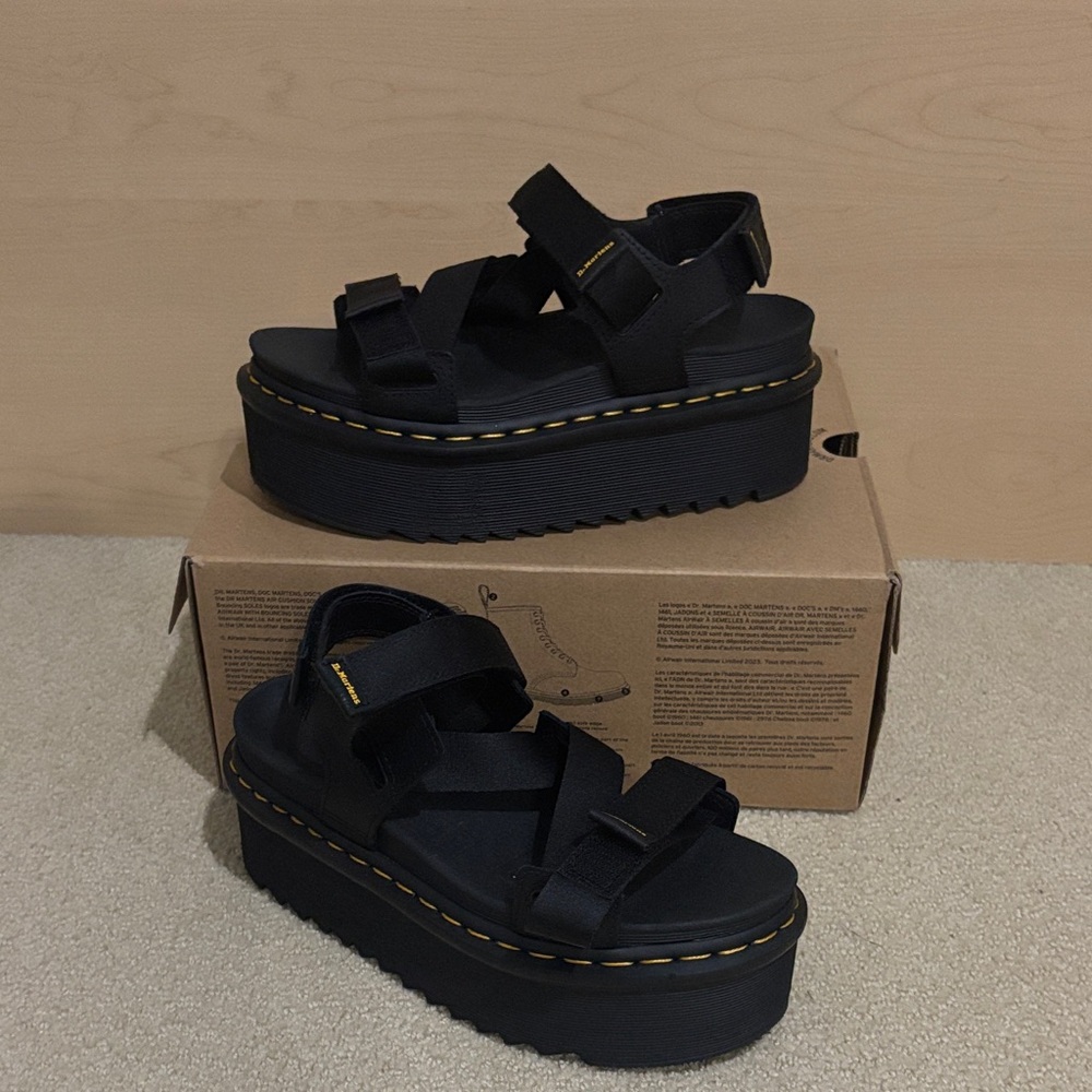 Dr Martens Kimber ll women’s size 8